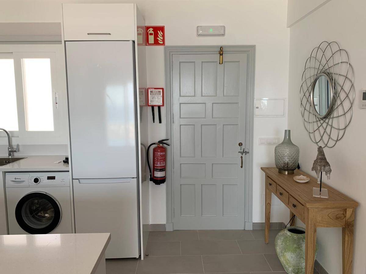 Apartamento en Playa Santo Tomas Es Migjorn Gran Exterior foto