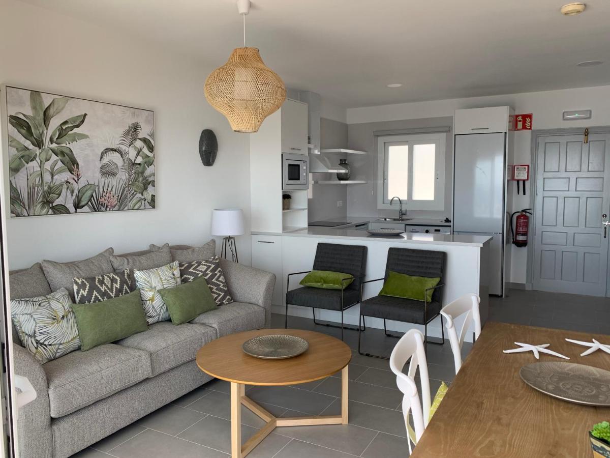 Apartamento en Playa Santo Tomas Es Migjorn Gran Exterior foto