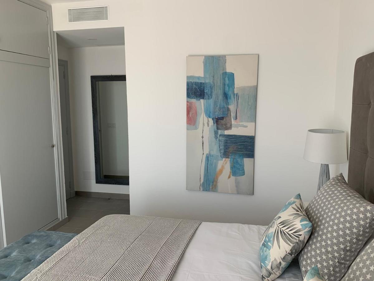 Apartamento en Playa Santo Tomas Es Migjorn Gran Exterior foto